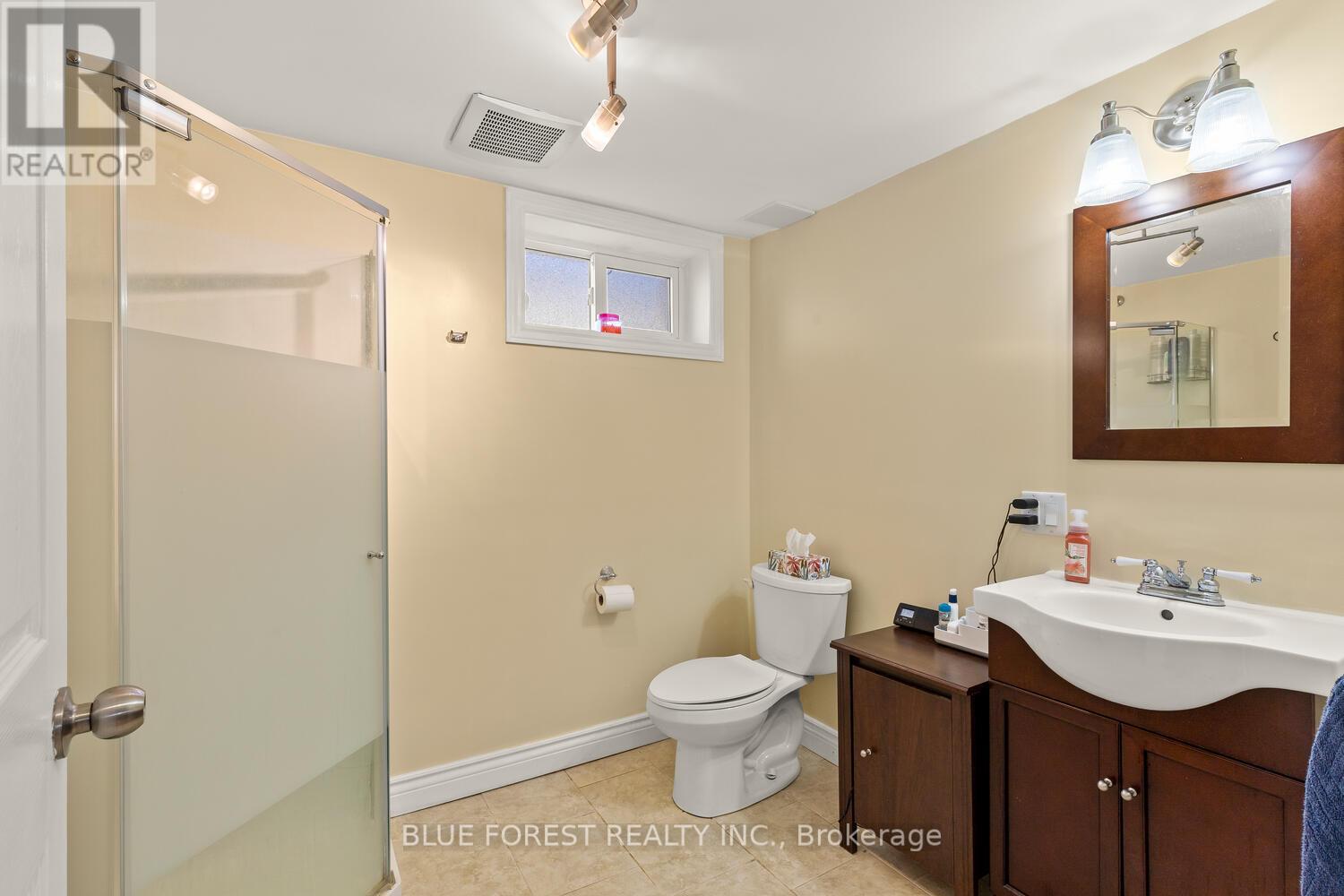 Photo 25 of 35 for 196 Harley Street
