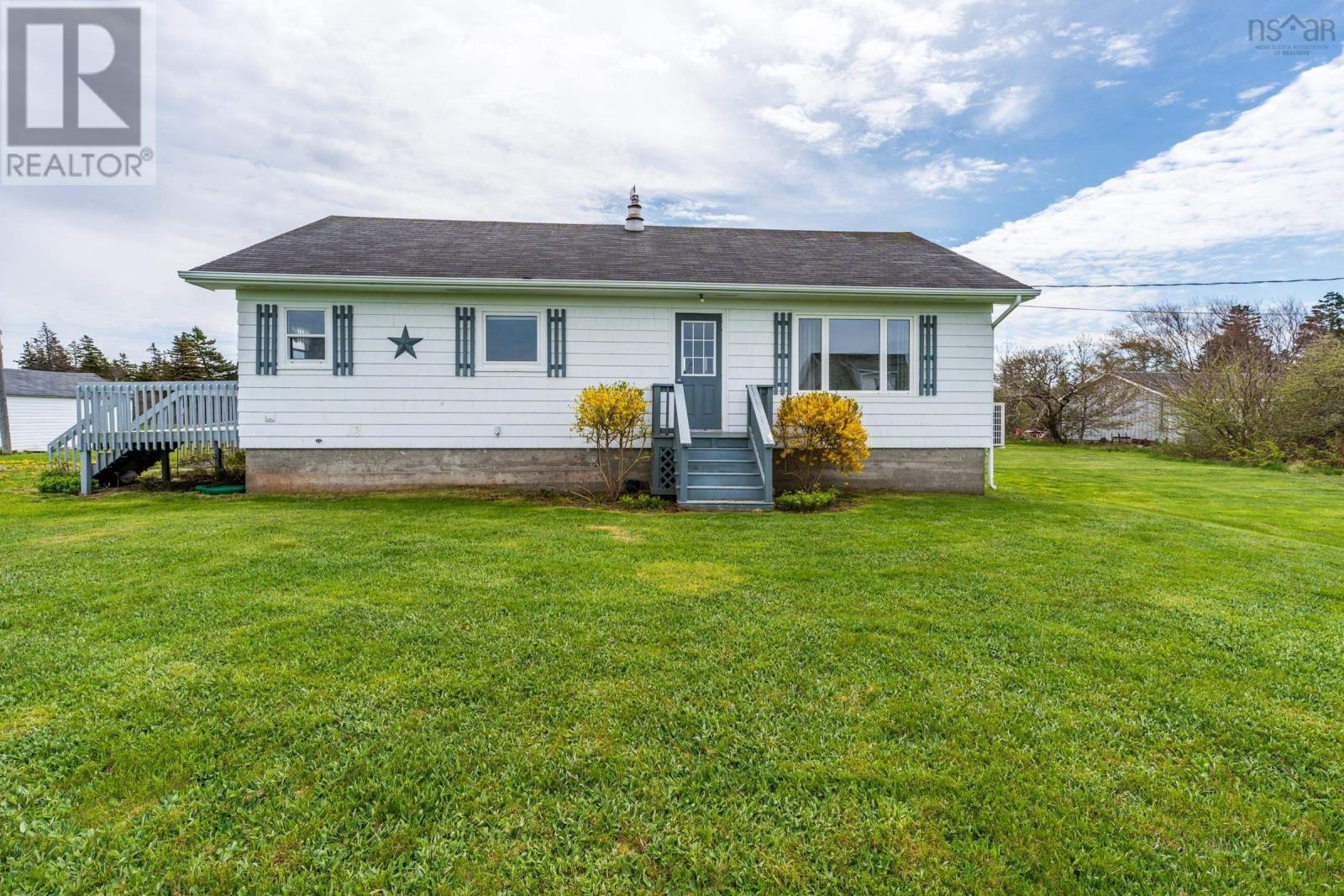 3574 Highway 1, St. Bernard, Nova Scotia