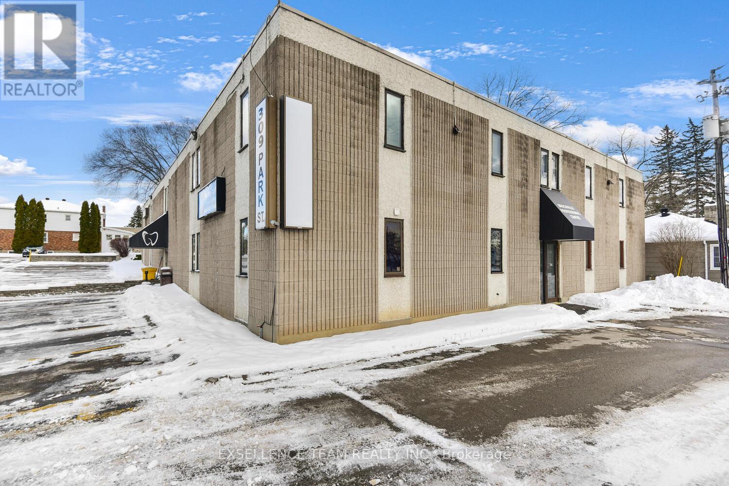 309 Park Street, Brockville, Ontario  K6V 6E5 - Photo 6 - X11965213