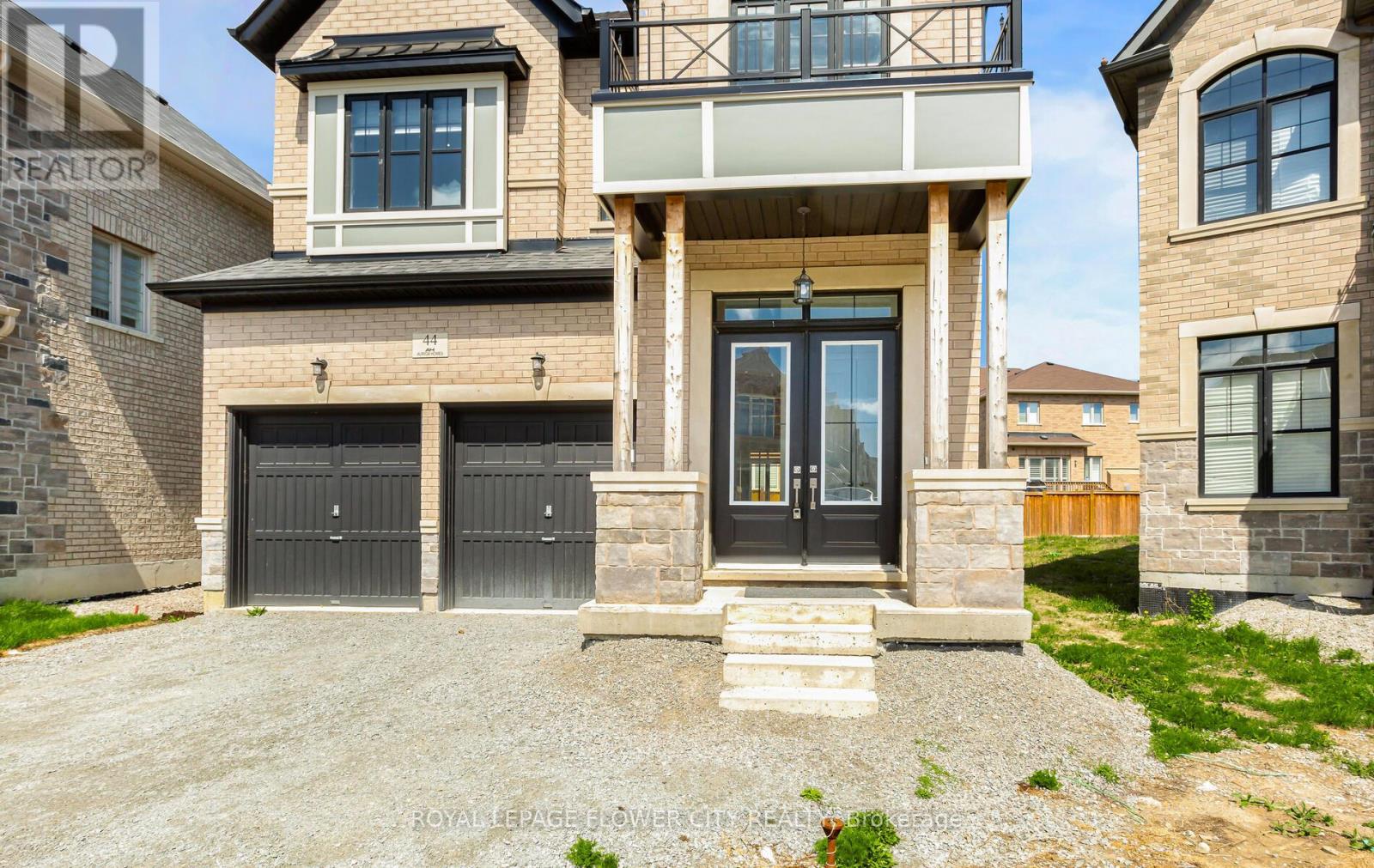 44 Royal Fern Crescent, Caledon, Ontario  L7C 4H1 - Photo 3 - W12111455