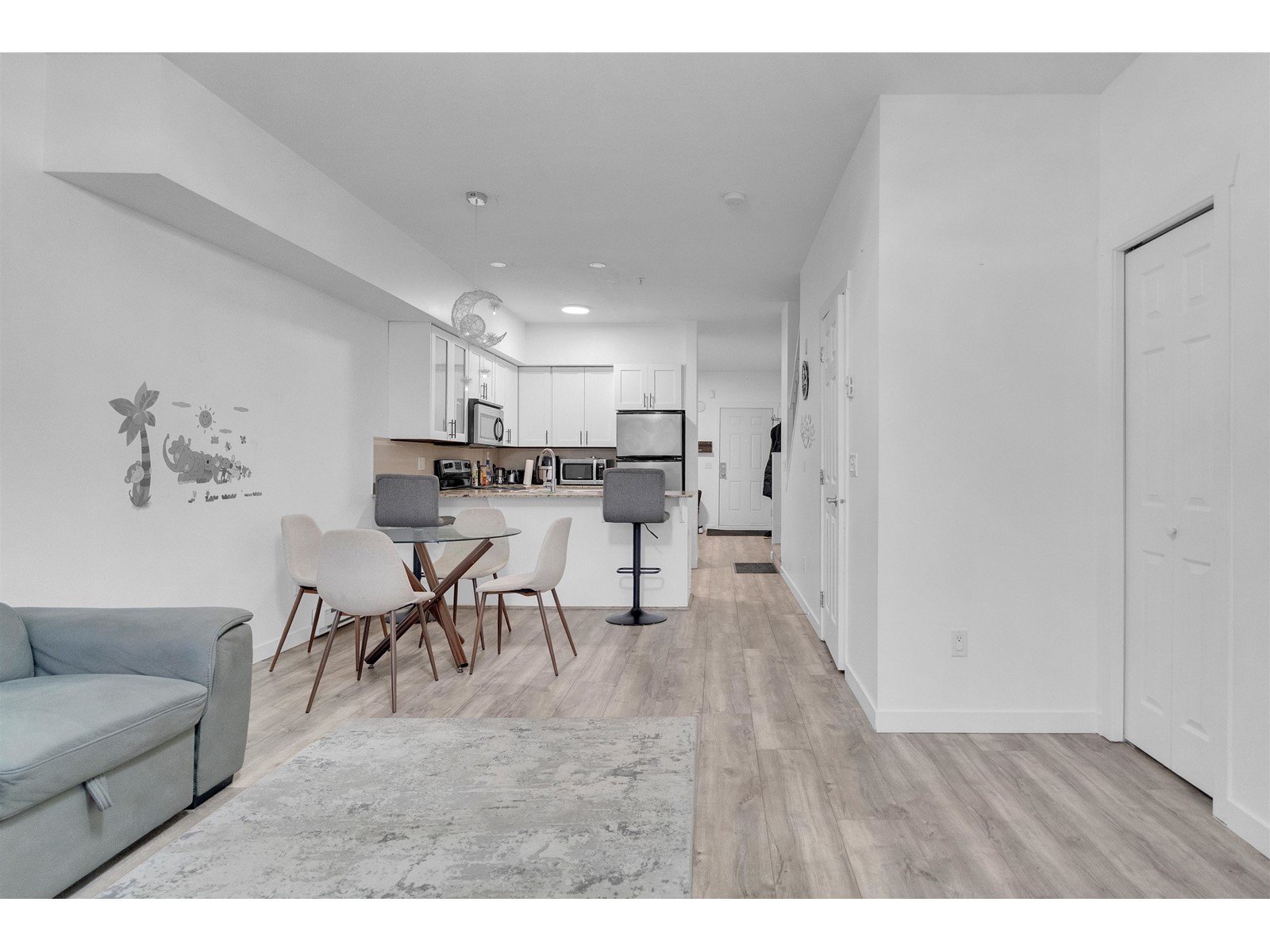 210 13958 108 Avenue, Surrey, British Columbia  V3T 0B4 - Photo 5 - R3001931