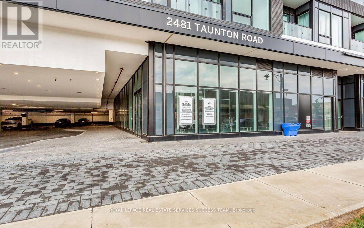 1704 - 2481 Taunton Road, Oakville, Ontario  L6H 3R7 - Photo 2 - W12157513