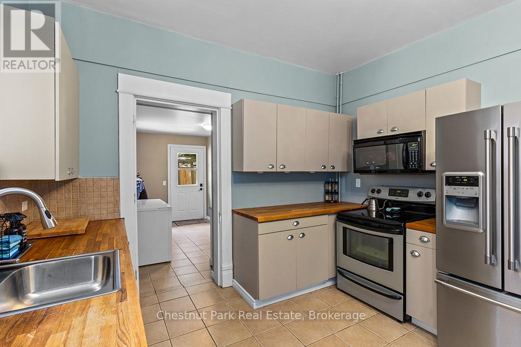 877 5th Avenue 'a' E, Owen Sound, Ontario  N4K 2T1 - Photo 13 - X12045203