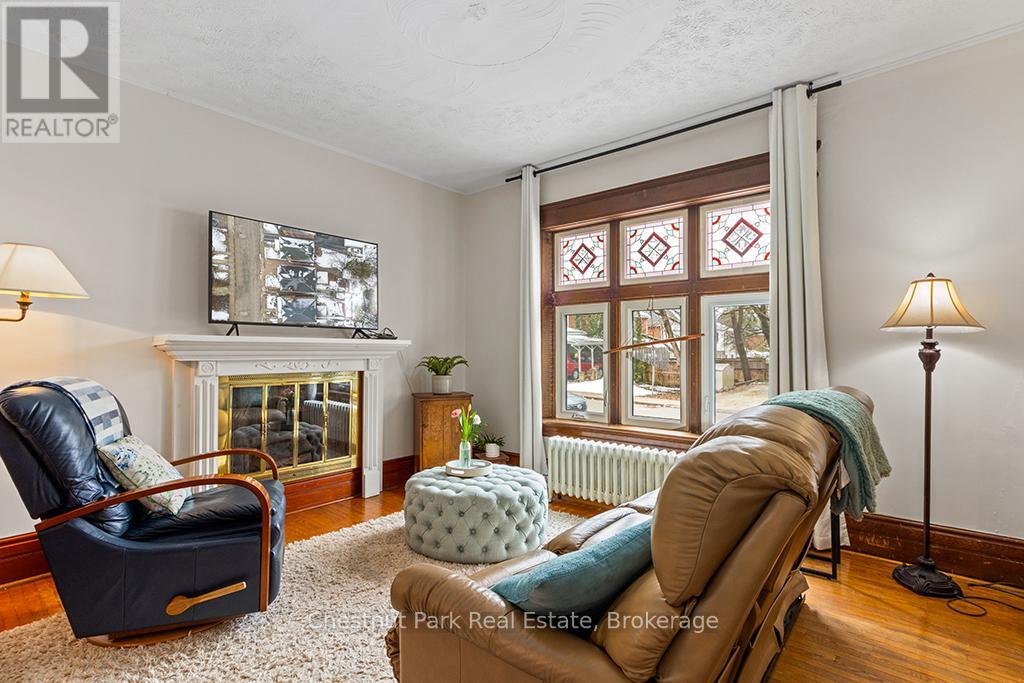 877 5th Avenue 'a' E, Owen Sound, Ontario  N4K 2T1 - Photo 8 - X12045203