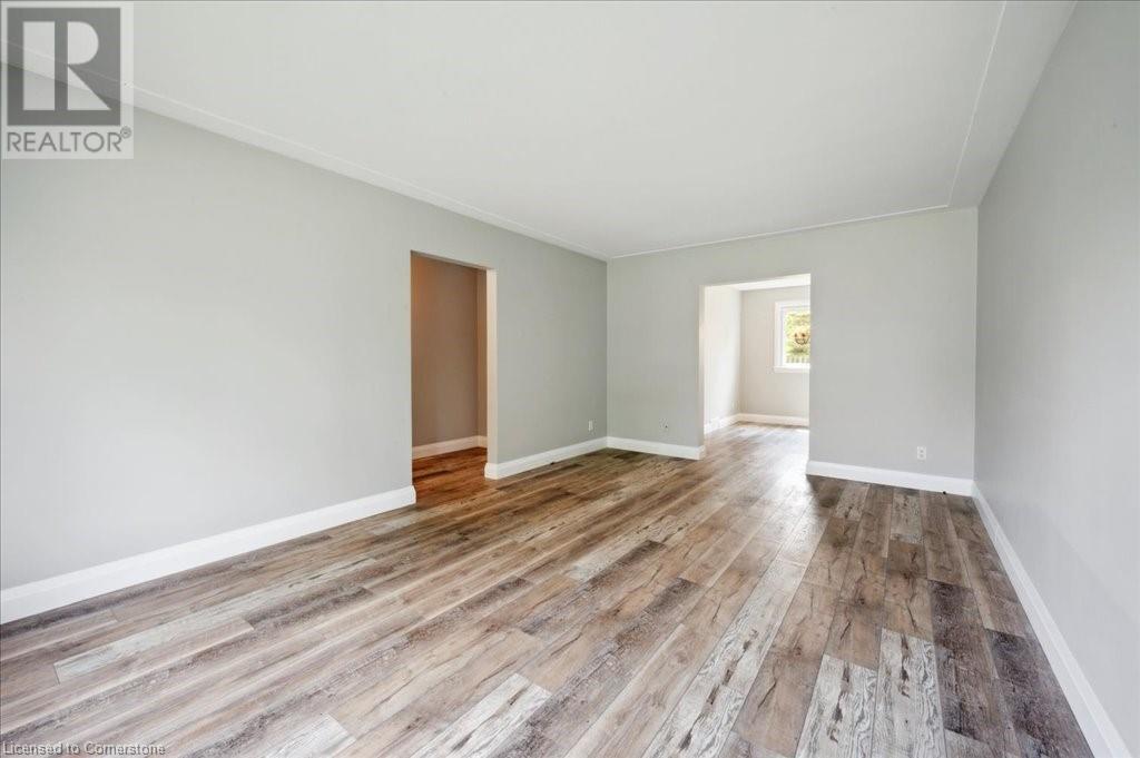 Property at 15-17 SHAFTSBURY Drive image 5
