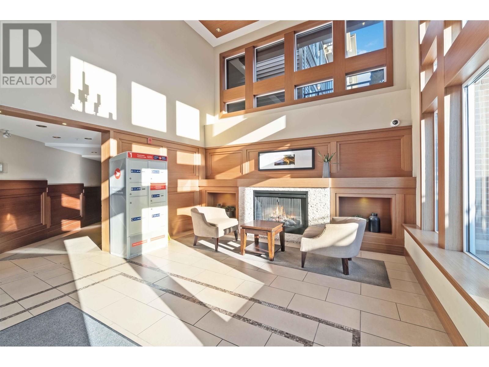 Listing Picture 3 of 3 : 110 6800 ECKERSLEY ROAD, Richmond / 烈治文 - 魯藝地產 Yvonne Lu Group - MLS Medallion Club Member