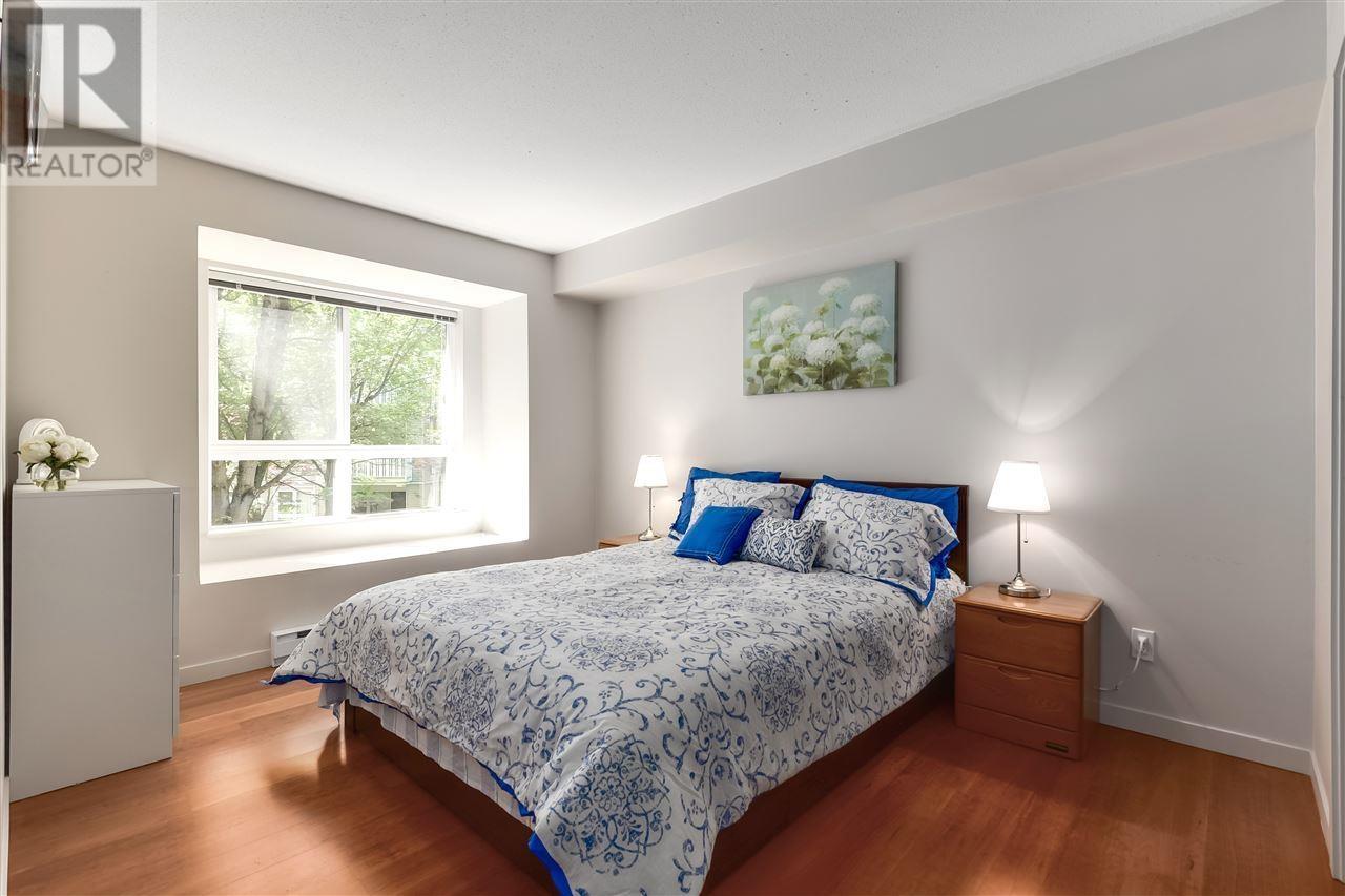 Listing Picture 10 of 16 : 207 8060 JONES ROAD, Richmond / 烈治文 - 魯藝地產 Yvonne Lu Group - MLS Medallion Club Member
