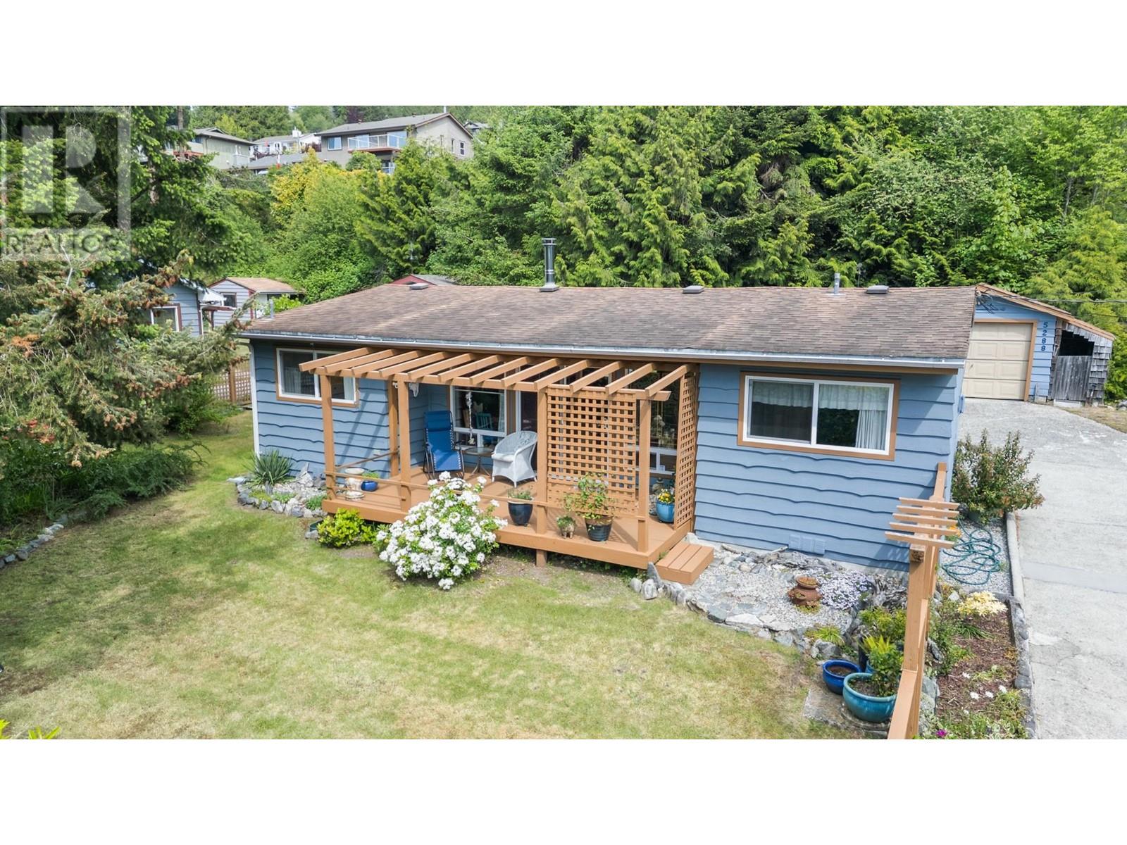 Property at 5288 SNODGRASS ROAD image 3