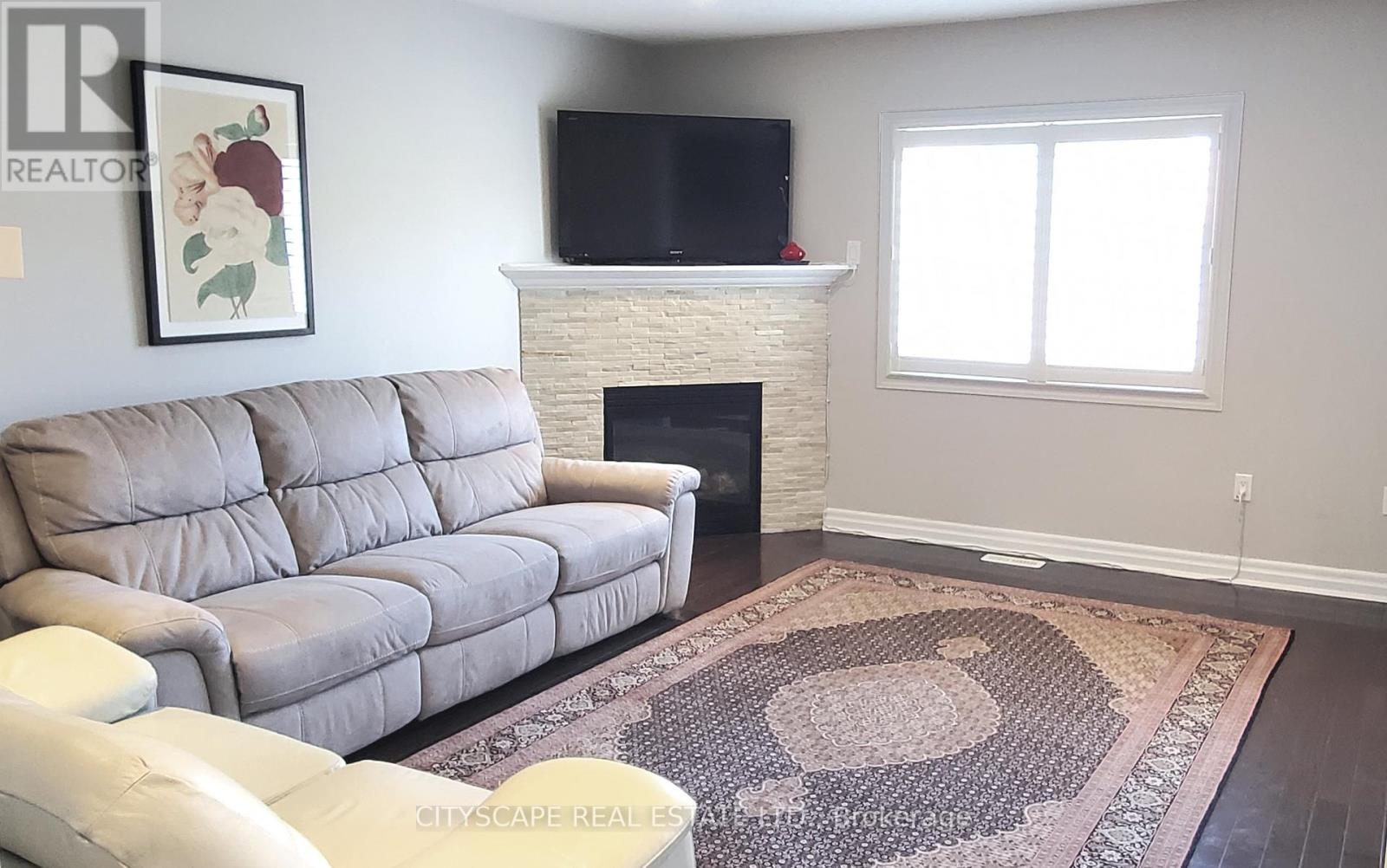 Property at 369 KWAPIS BOULEVARD image 5