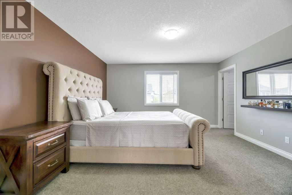49 Rainbow Falls Boulevard, Chestermere, Alberta  T1X 0S9 - Photo 24 - A2219751