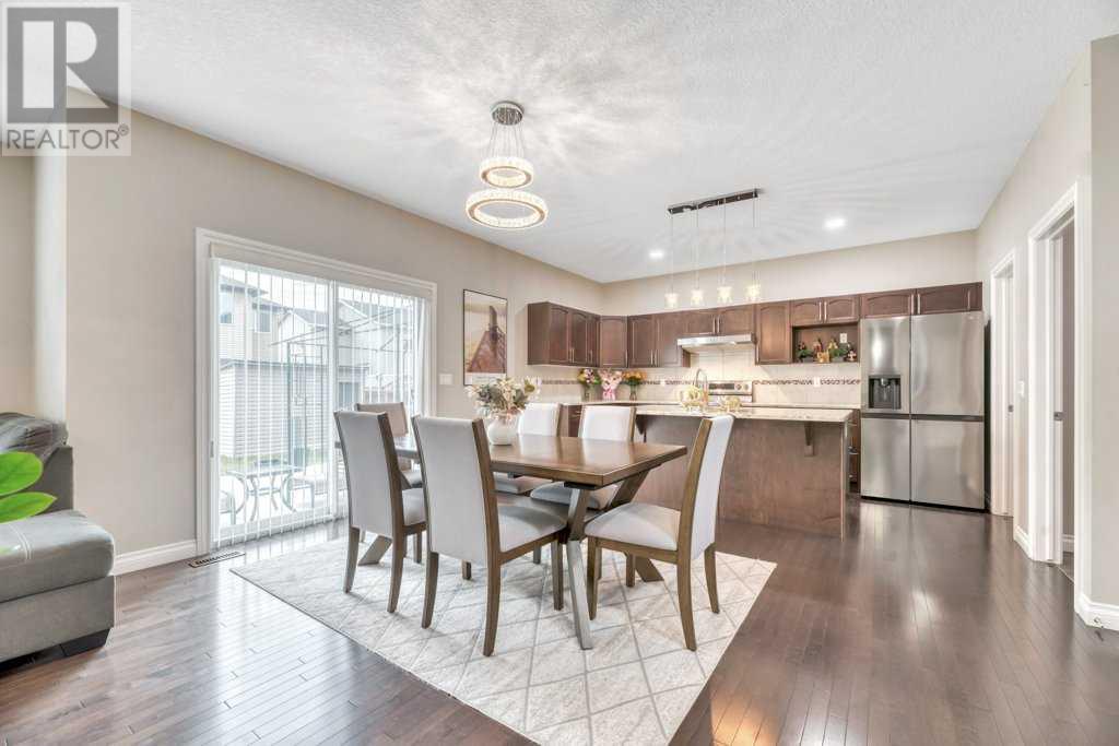 49 Rainbow Falls Boulevard, Chestermere, Alberta  T1X 0S9 - Photo 4 - A2219751