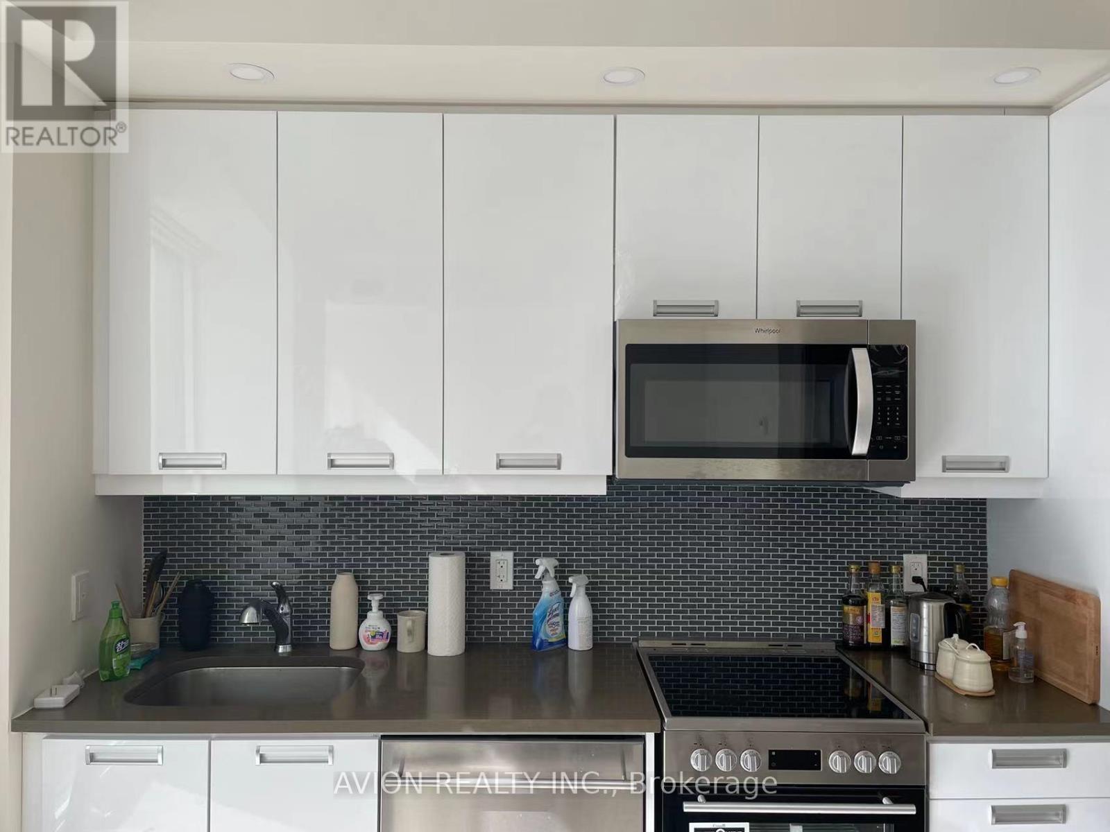 504 - 99 John Street, Toronto, Ontario  M5V 0S6 - Photo 8 - C12157526