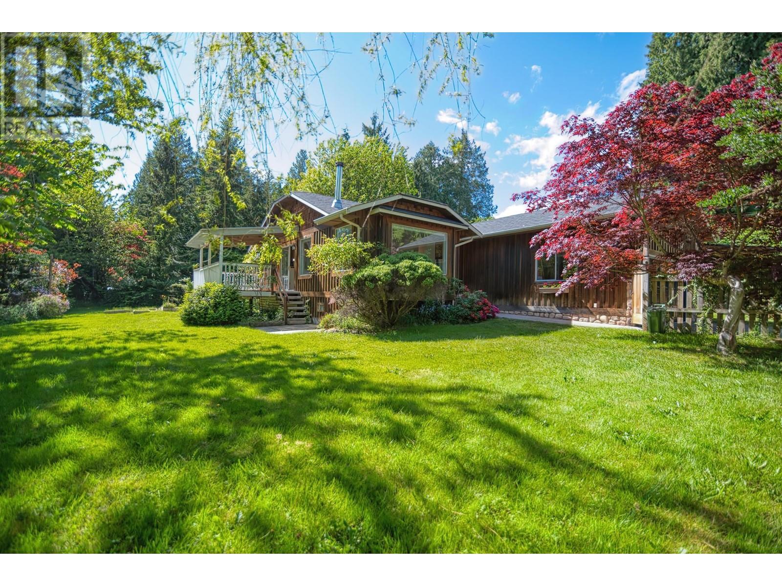 91 Clark Road, Gibsons, British Columbia  V0N 1V3 - Photo 11 - R3003941