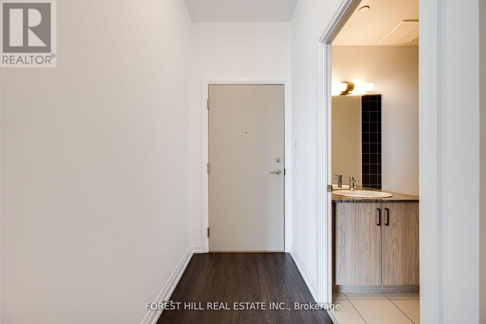 826 - 20 Meadowglen Place, Toronto, Ontario  M1H 2Y5 - Photo 2 - E12157539