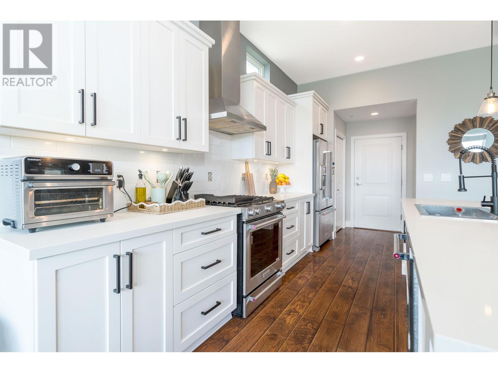 10469 Mceachern Street, Maple Ridge, British Columbia  V2W 0H8 - Photo 5 - R3002613