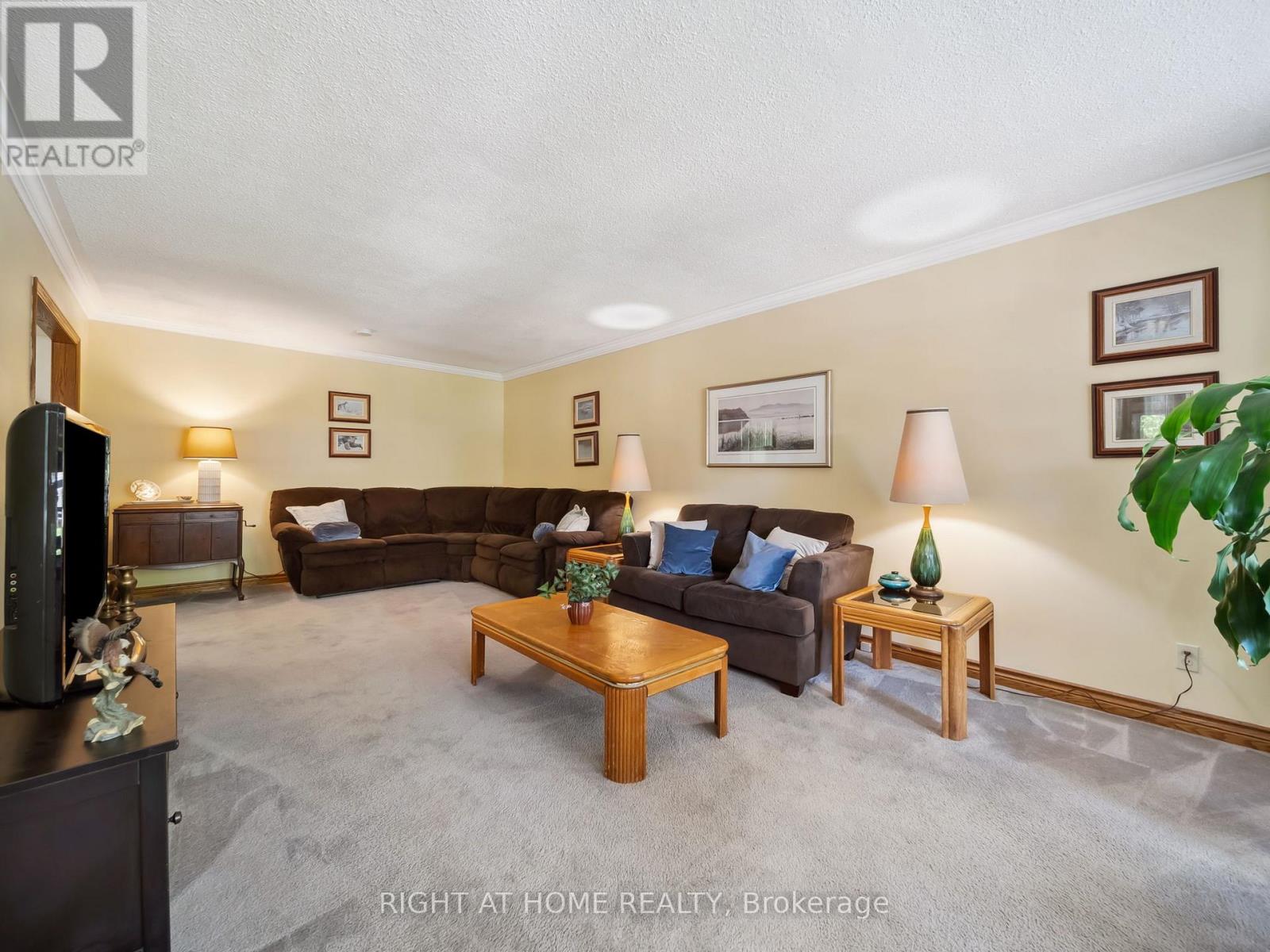 1857 Kensington Place, Severn, Ontario  L3V 7J8 - Photo 12 - S12157538