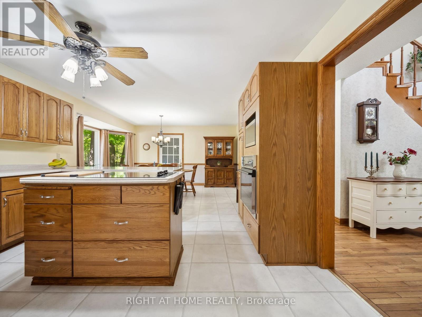 1857 Kensington Place, Severn, Ontario  L3V 7J8 - Photo 7 - S12157538