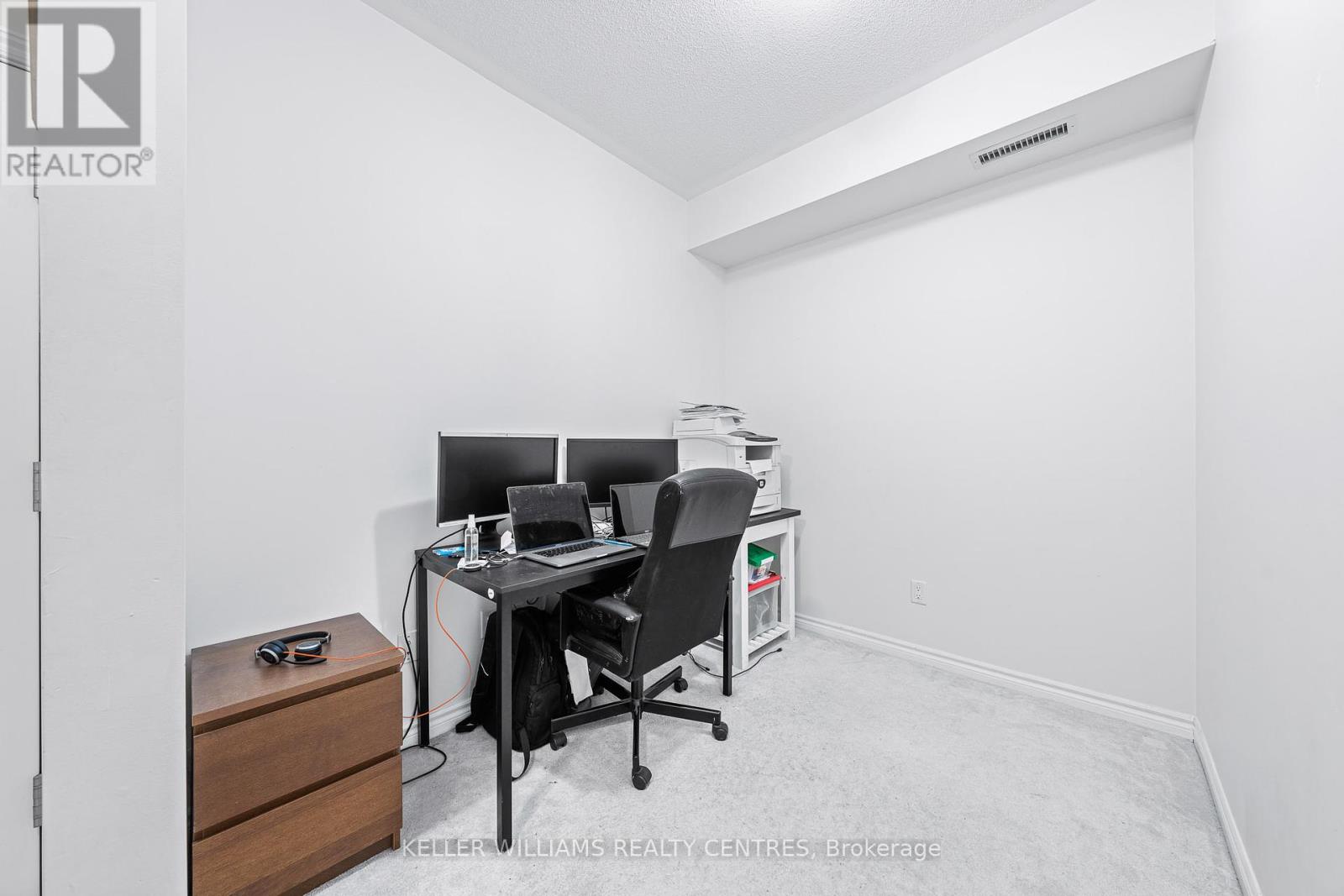 203 - 570 Lolita Gardens, Mississauga, Ontario  L5A 0A1 - Photo 17 - W12157542