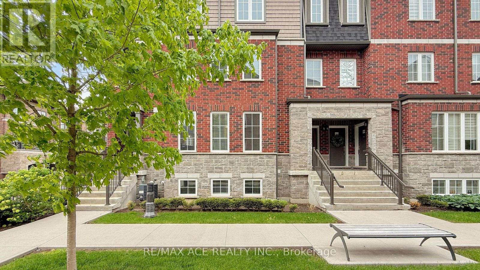 120 - 445 Ontario Street S, Milton, Ontario  L9T 9K5 - Photo 1 - W12157516