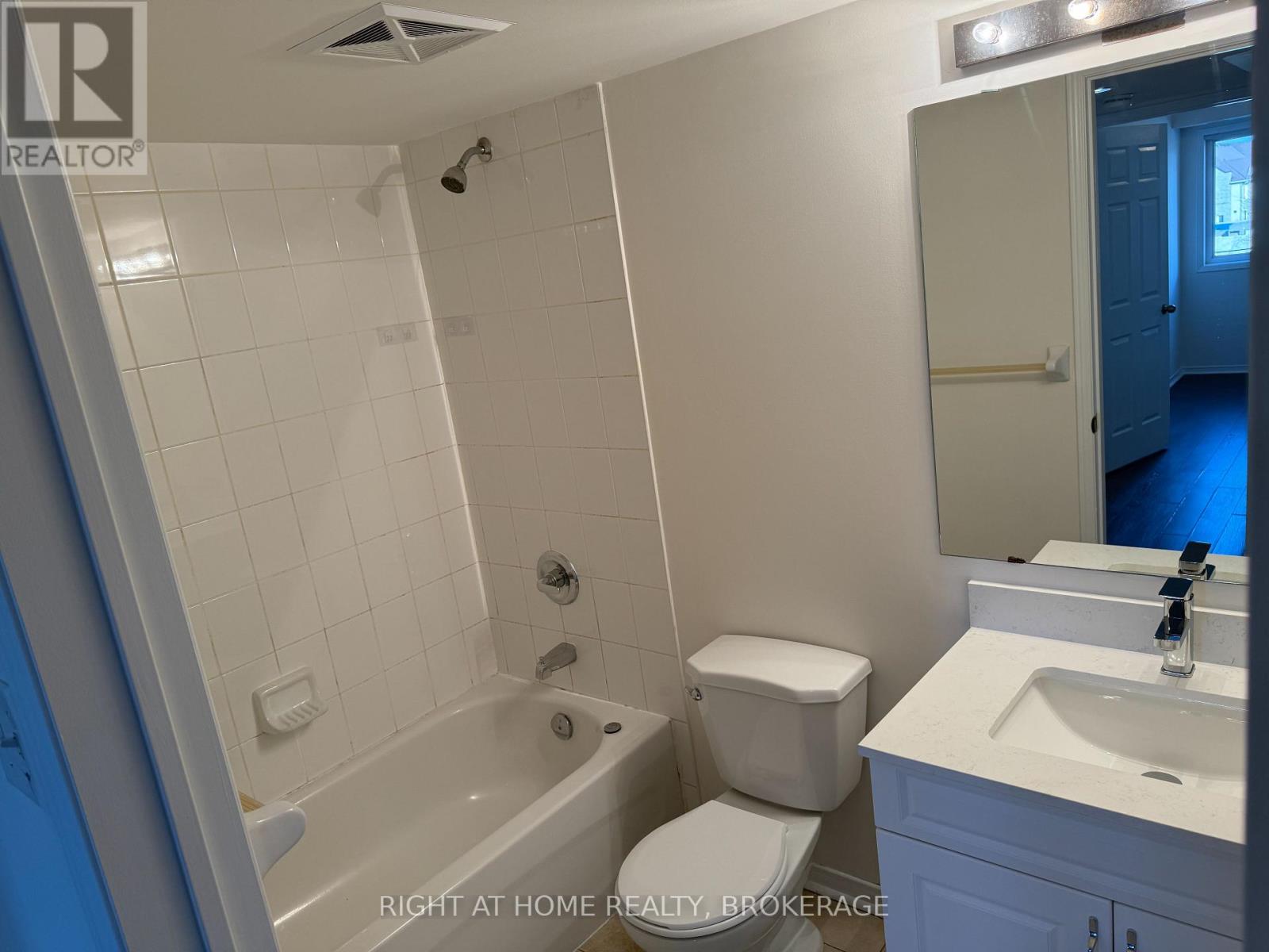 308 - 5100 Winston Churchill Boulevard, Mississauga, Ontario  L5M 0P5 - Photo 15 - W12011685