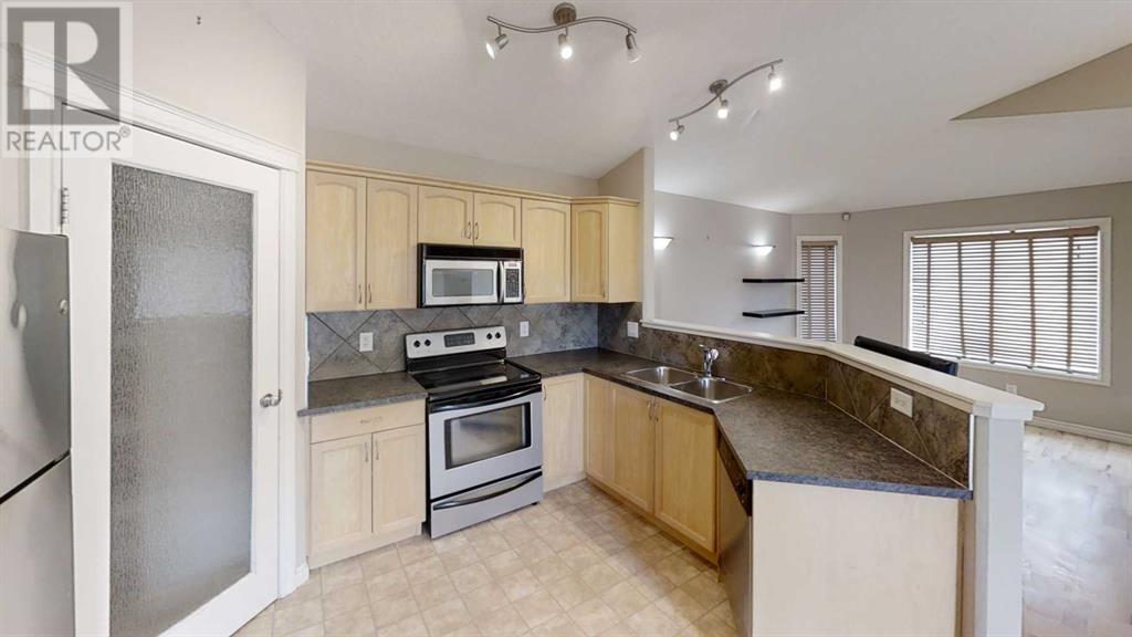 Property at 13038 90 Street image 5