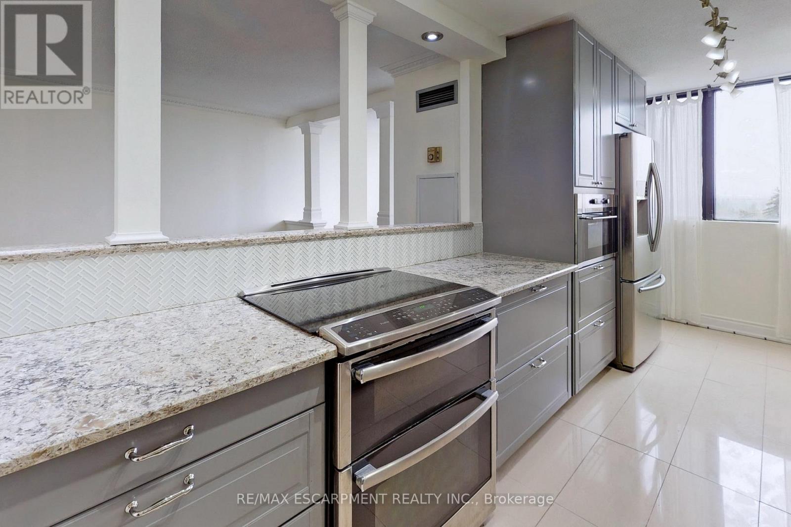 133 Torresdale Avenue, Toronto, Ontario  M2R 3T2 - Photo 15 - C12157584