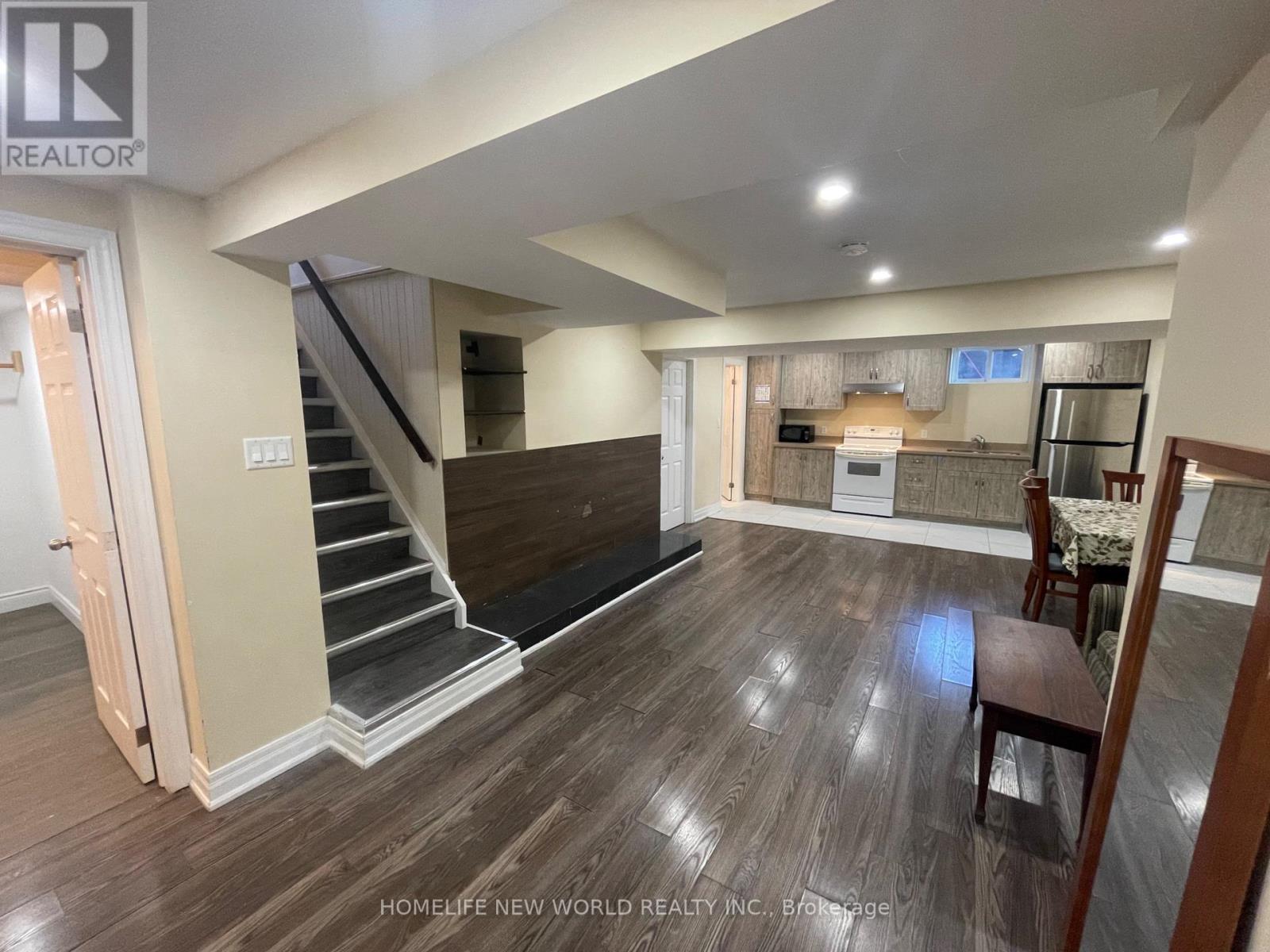- Bsm - 46 Aragon Avenue, Toronto, Ontario  M1T 1X7 - Photo 3 - E12143104