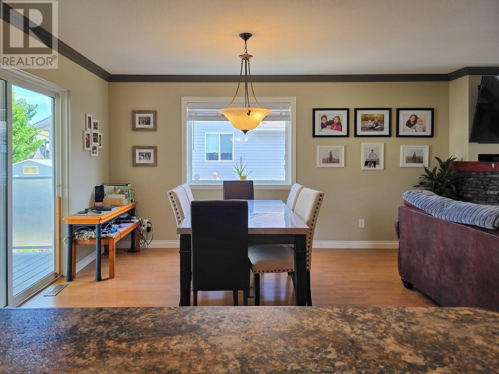 5809 Canary Drive, Vernon, British Columbia  V1H 1R3 - Photo 10 - 10347244