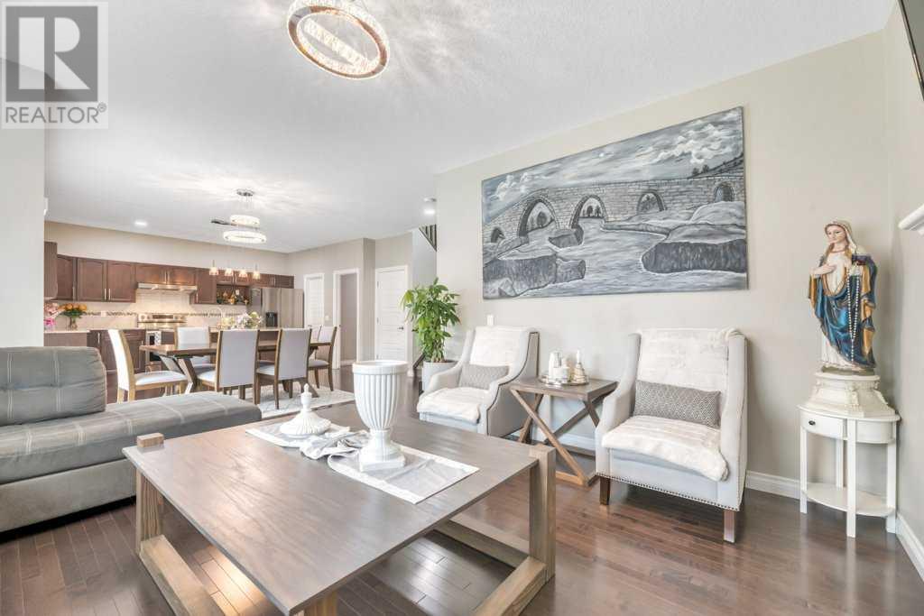 49 Rainbow Falls Boulevard, Chestermere, Alberta  T1X 0S9 - Photo 8 - A2219751