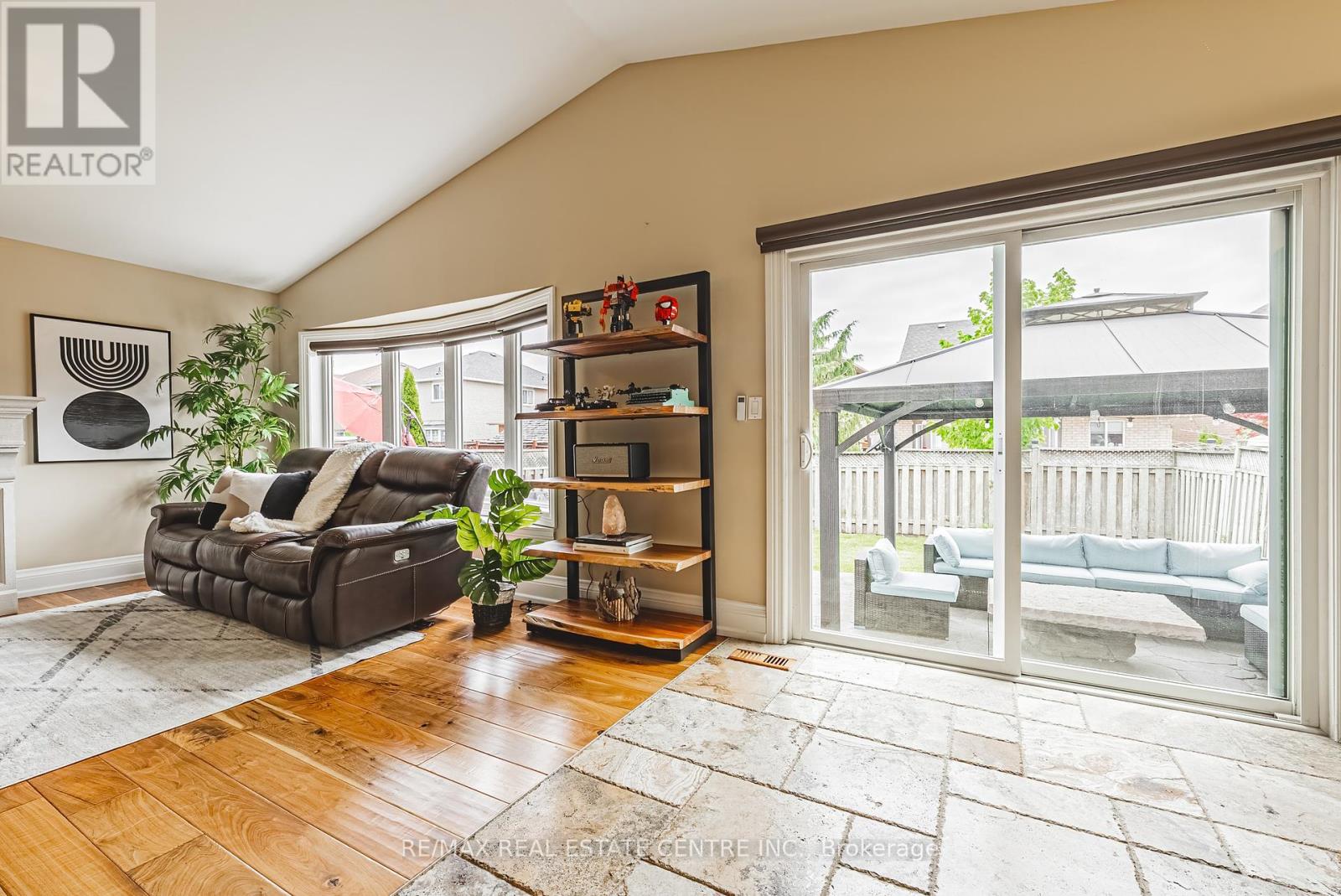 3360 Laburnum Crescent, Mississauga, Ontario  L5N 7M1 - Photo 15 - W12157611