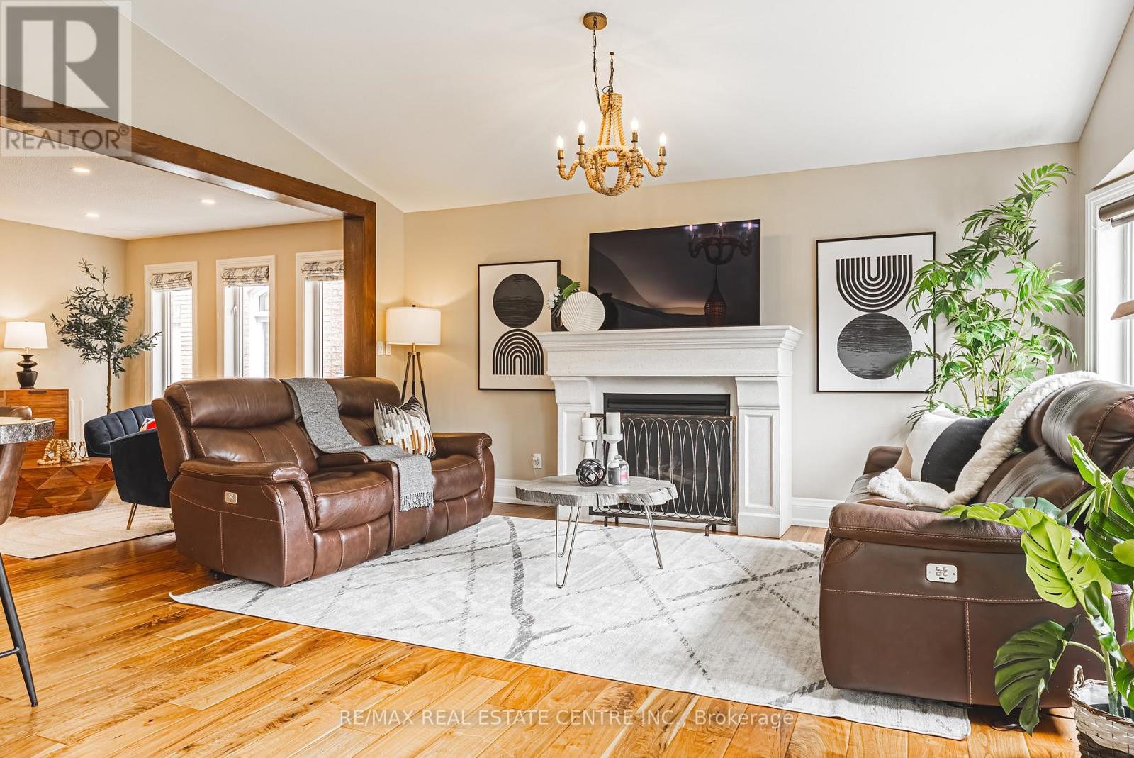 3360 Laburnum Crescent, Mississauga, Ontario  L5N 7M1 - Photo 7 - W12157611