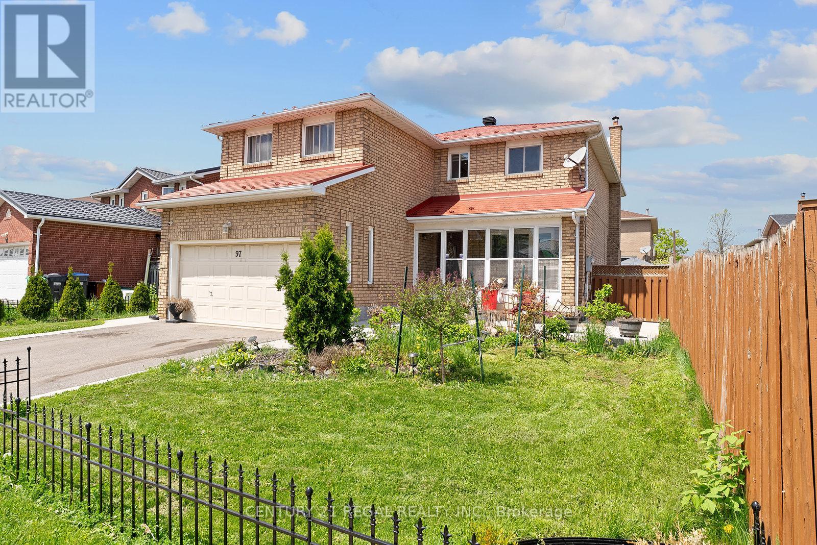 97 Hinchley Wood Grove, Brampton, Ontario  L6V 4J1 - Photo 2 - W12157612