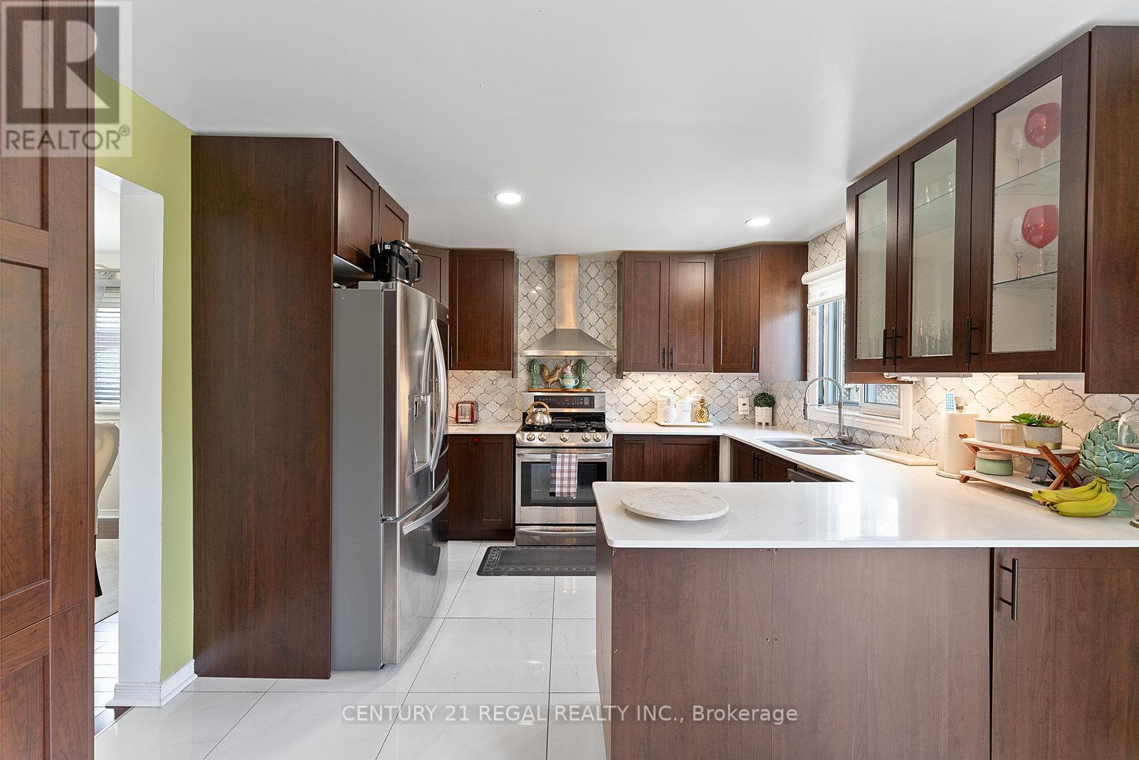 97 Hinchley Wood Grove, Brampton, Ontario  L6V 4J1 - Photo 20 - W12157612