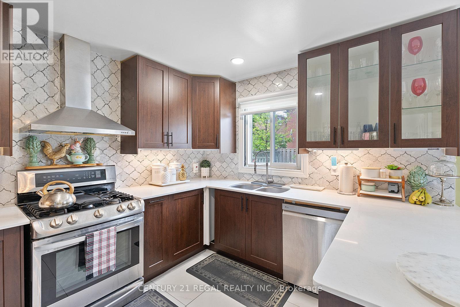 97 Hinchley Wood Grove, Brampton, Ontario  L6V 4J1 - Photo 22 - W12157612