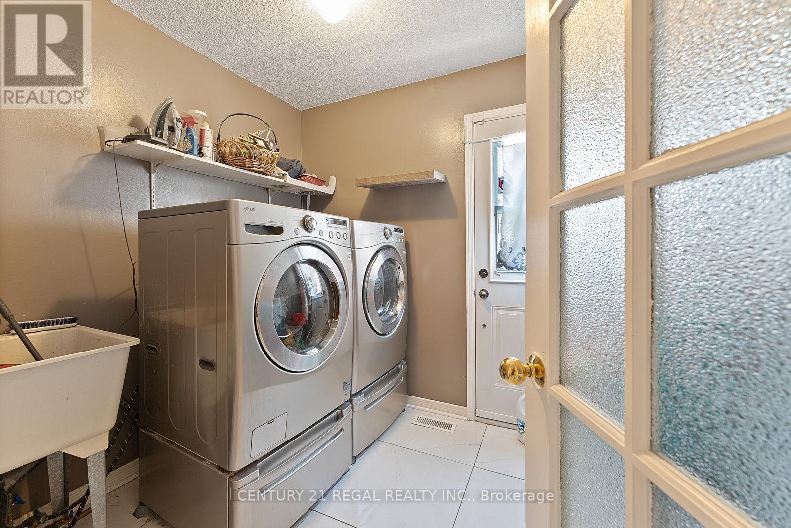 97 Hinchley Wood Grove, Brampton, Ontario  L6V 4J1 - Photo 28 - W12157612