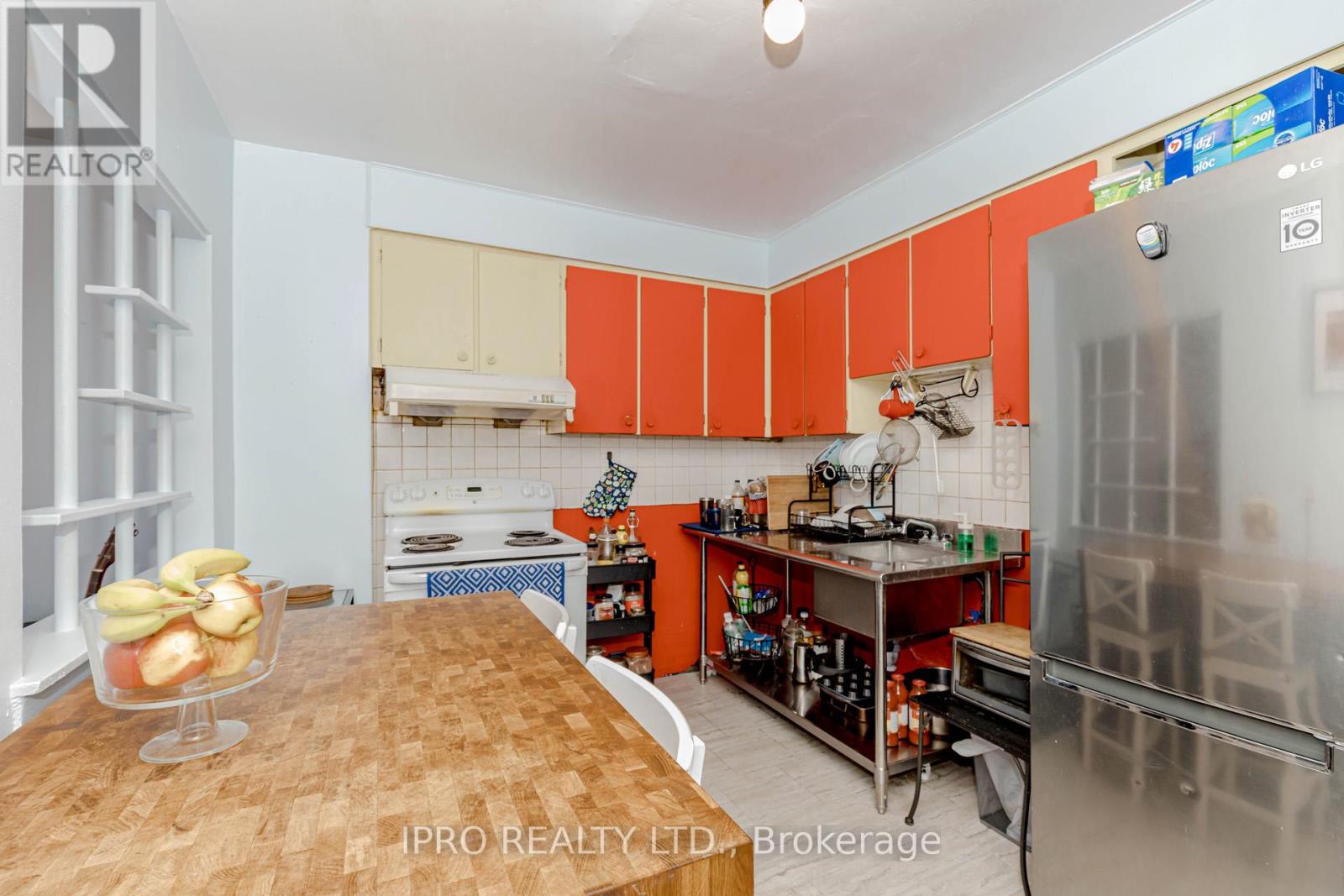846 Wilson Avenue, Toronto, Ontario  M3K 1E5 - Photo 11 - W12157615