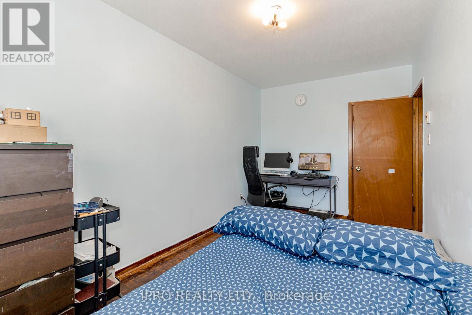 846 Wilson Avenue, Toronto, Ontario  M3K 1E5 - Photo 19 - W12157615