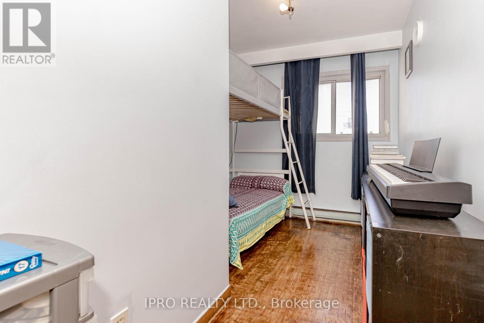 846 Wilson Avenue, Toronto, Ontario  M3K 1E5 - Photo 20 - W12157615