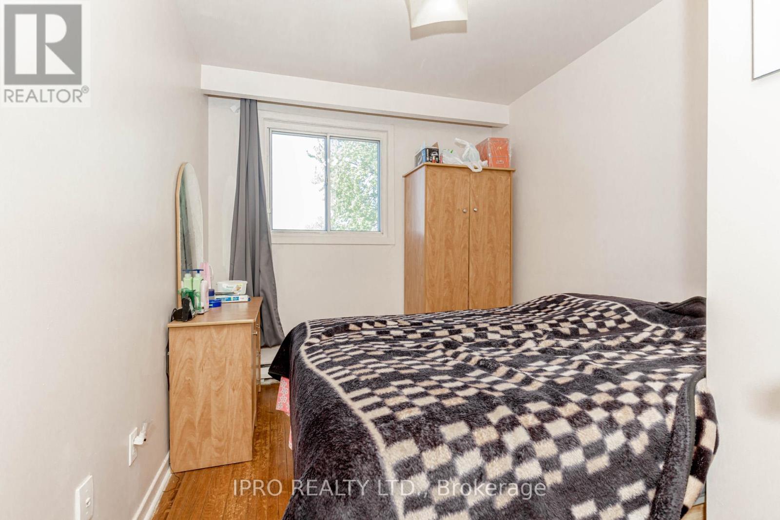 846 Wilson Avenue, Toronto, Ontario  M3K 1E5 - Photo 30 - W12157615
