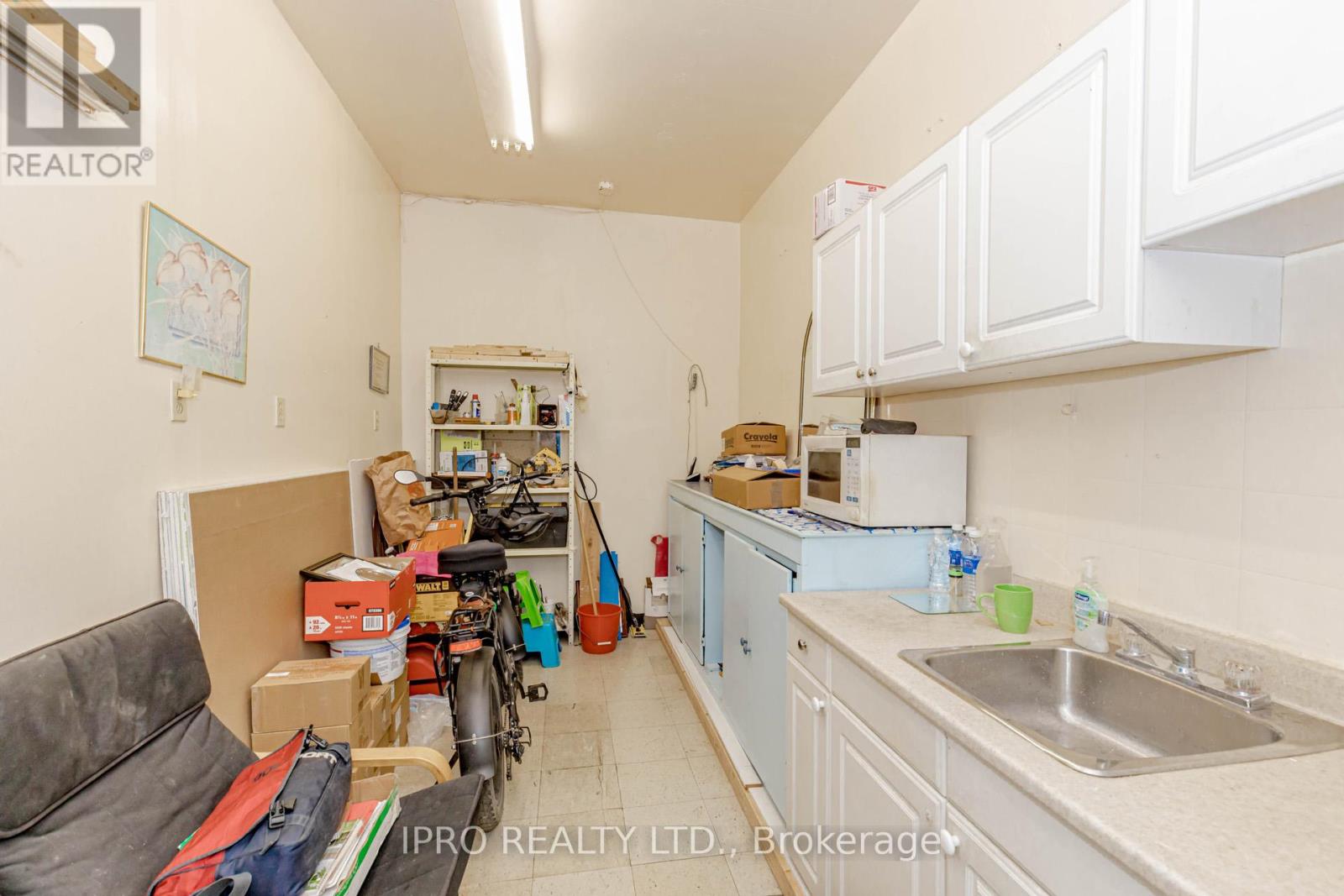 846 Wilson Avenue, Toronto, Ontario  M3K 1E5 - Photo 34 - W12157615