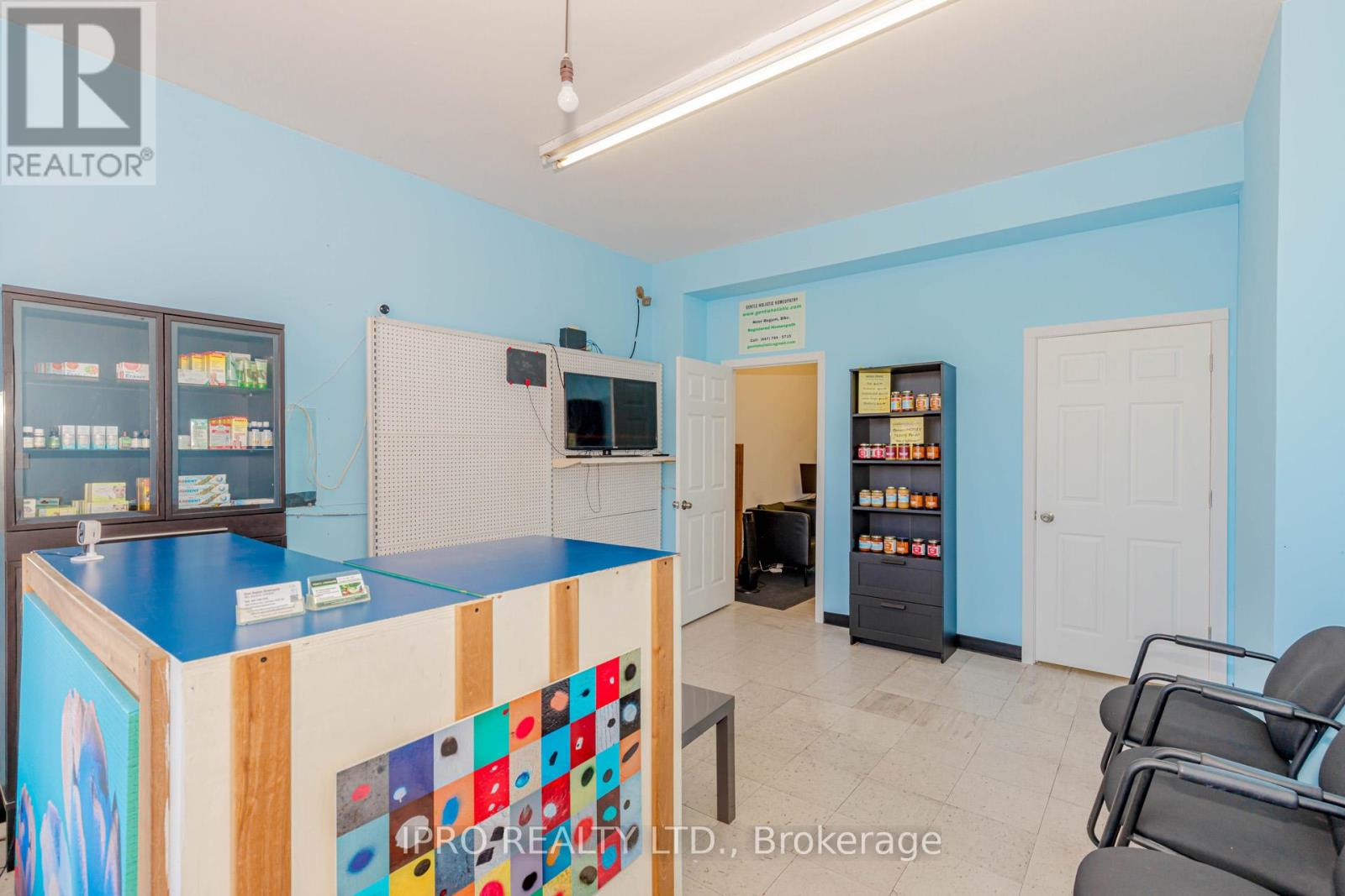 Property at 846 WILSON AVENUE image 4