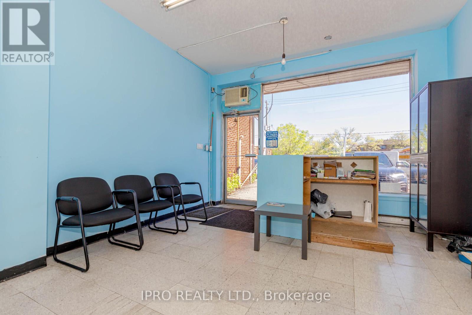 Property at 846 WILSON AVENUE image 5