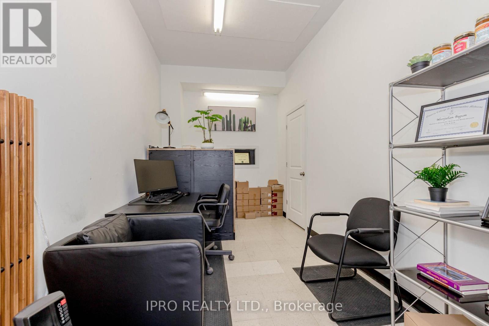 846 Wilson Avenue, Toronto, Ontario  M3K 1E5 - Photo 7 - W12157615