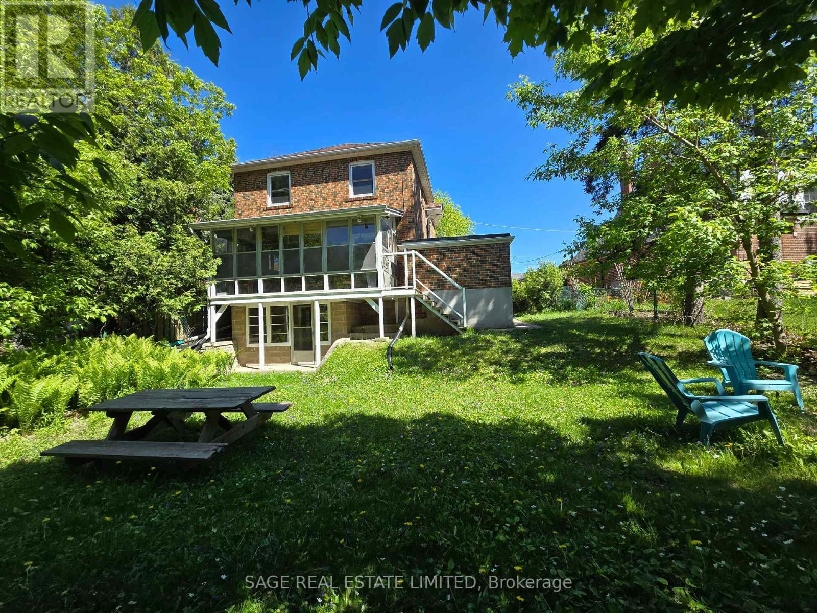 28 Barbara Crescent, Toronto, Ontario  M4C 3B2 - Photo 45 - E12108053
