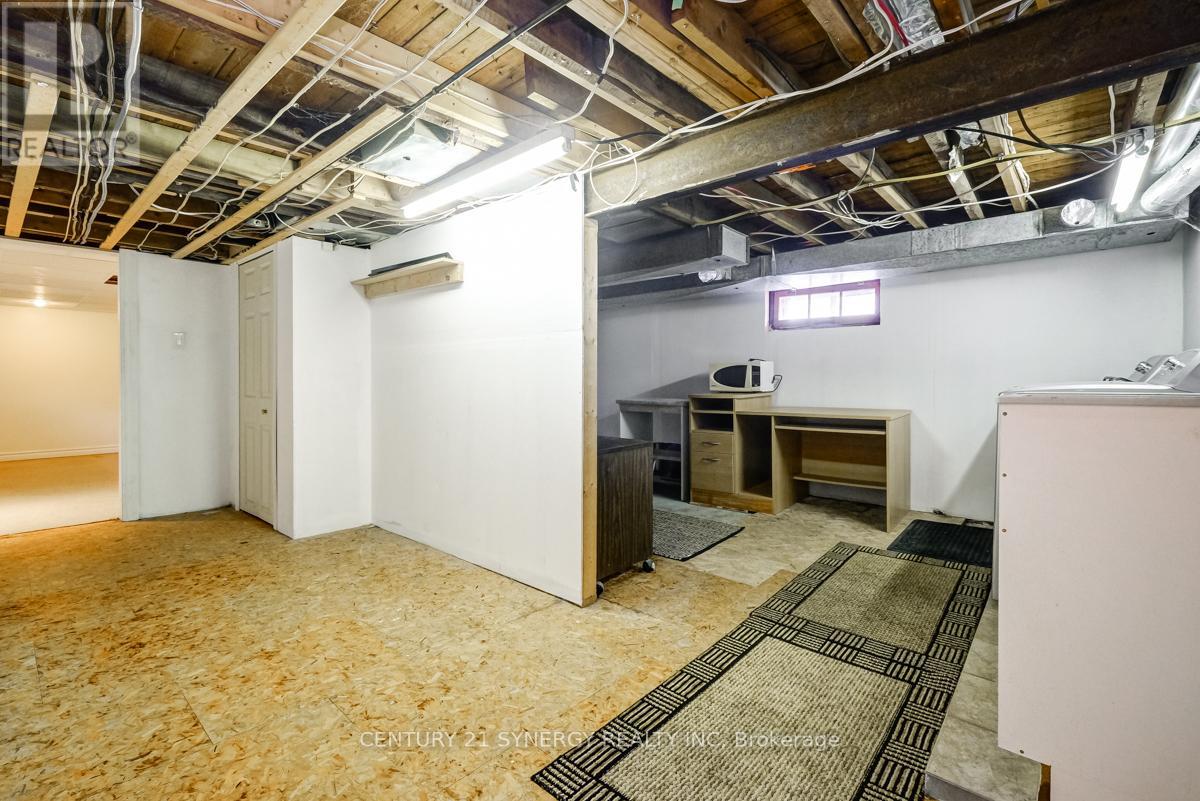453 Pleasant Park Road, Ottawa, Ontario  K1H 5M9 - Photo 21 - X12157617