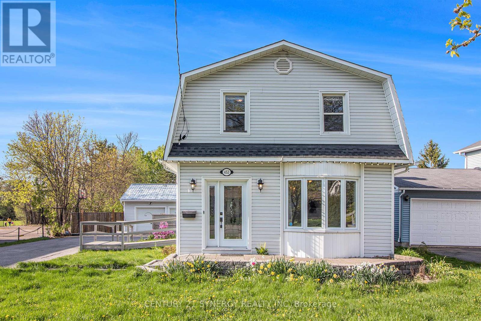Property at 453 PLEASANT PARK ROAD image 3