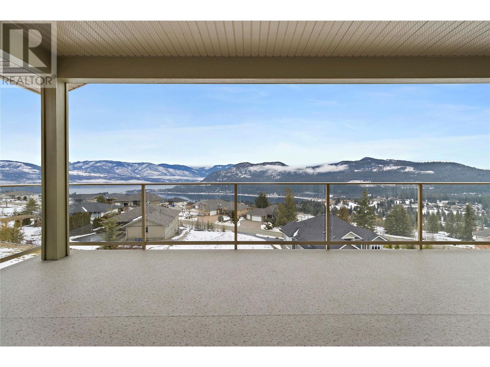 2550 Copperview Drive, Blind Bay, BC V0E1H0