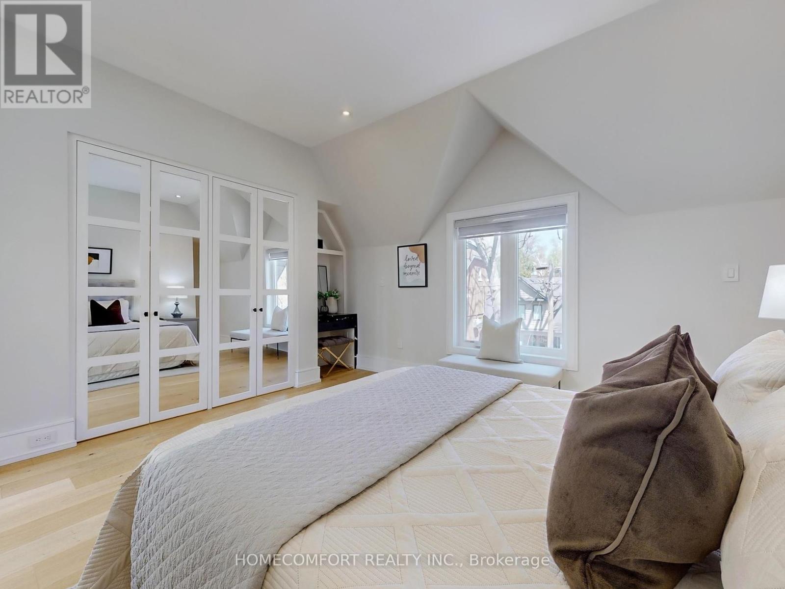 70 Bellefair Avenue, Toronto, Ontario  M4L 3T8 - Photo 30 - E12136571
