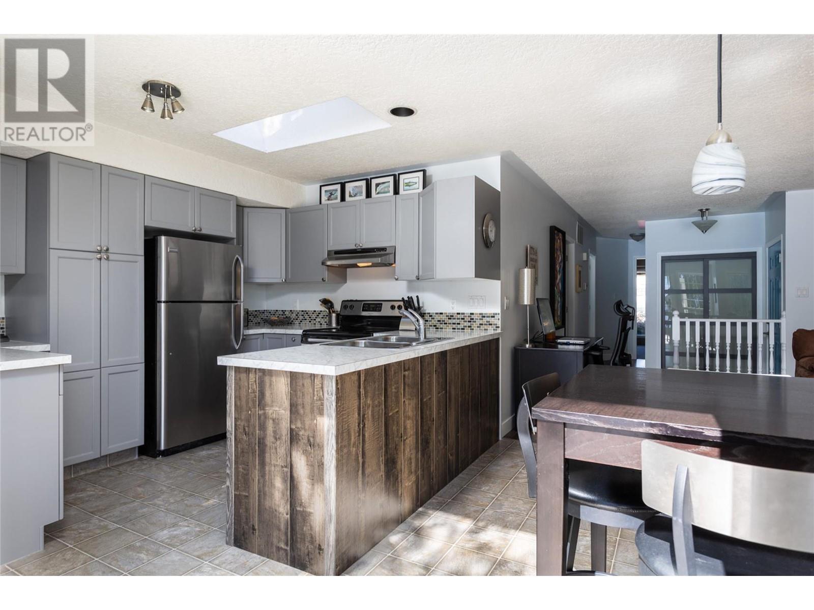 7841 97 Highway Unit# 48, Kelowna, British Columbia  V4V 1E7 - Photo 5 - 10345632