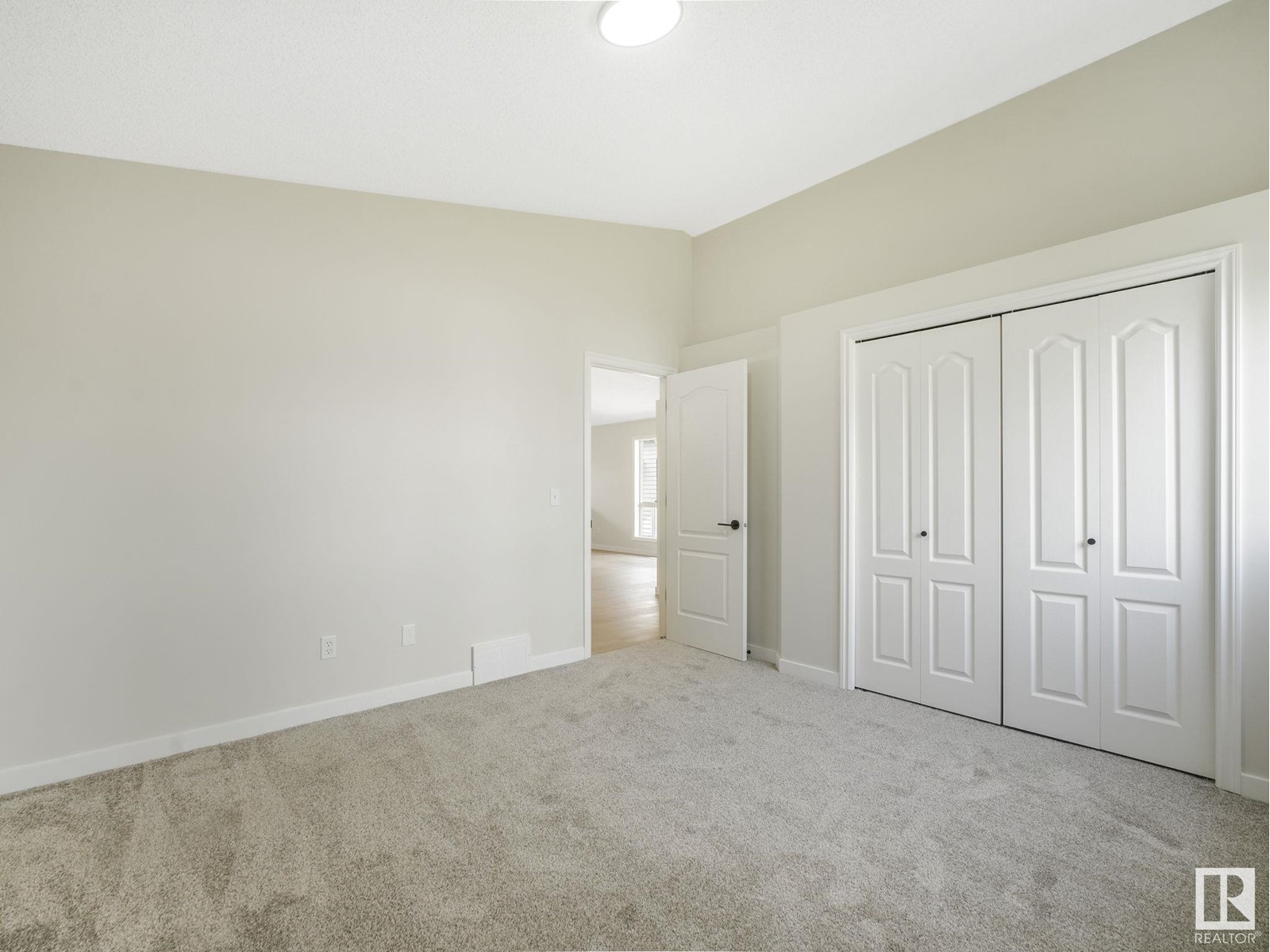 Property at 2006 Garnett WY NW image 4